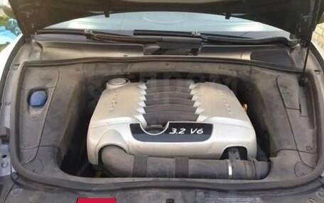 Porsche Cayenne III, 2004 год, 1 410 000 рублей, 10 фотография