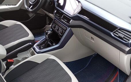 Volkswagen T-Cross I, 2020 год, 1 679 000 рублей, 13 фотография
