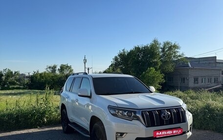 Toyota Land Cruiser Prado 150 рестайлинг 2, 2018 год, 4 750 000 рублей, 17 фотография