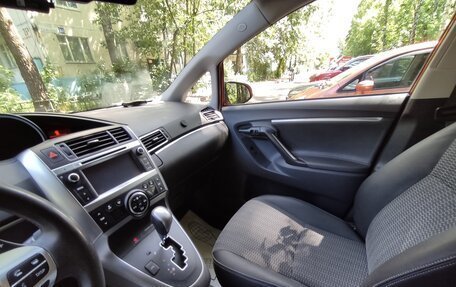 Toyota Verso I, 2013 год, 1 150 000 рублей, 8 фотография
