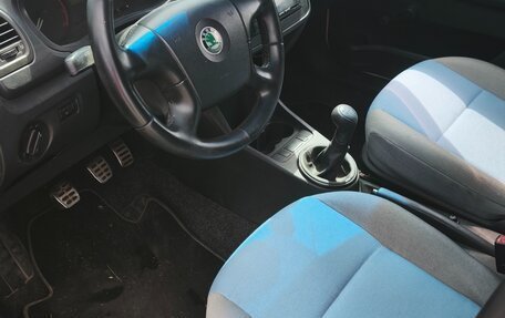 Skoda Fabia II, 2008 год, 350 000 рублей, 3 фотография