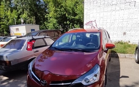 Toyota Verso I, 2013 год, 1 150 000 рублей, 12 фотография
