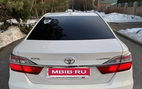 Toyota Camry, 2016 год, 1 600 000 рублей, 7 фотография