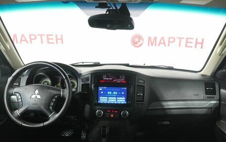 Mitsubishi Pajero IV, 2013 год, 2 198 000 рублей, 15 фотография