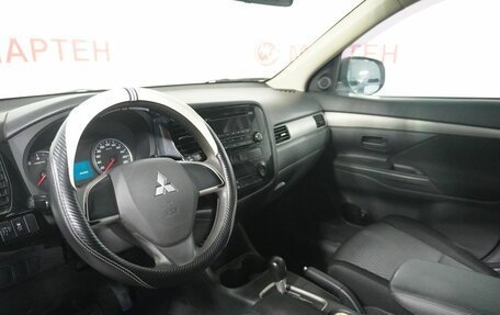 Mitsubishi Outlander III рестайлинг 3, 2012 год, 1 154 000 рублей, 9 фотография
