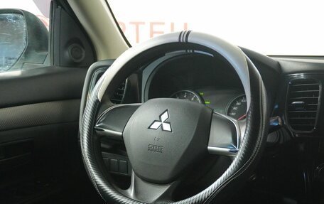 Mitsubishi Outlander III рестайлинг 3, 2012 год, 1 154 000 рублей, 16 фотография