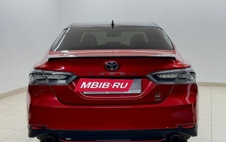 Toyota Camry, 2021 год, 3 238 000 рублей, 5 фотография