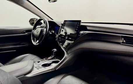Toyota Camry, 2021 год, 3 238 000 рублей, 12 фотография