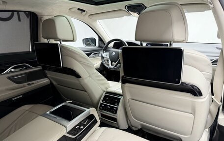 BMW 7 серия, 2017 год, 3 398 000 рублей, 16 фотография