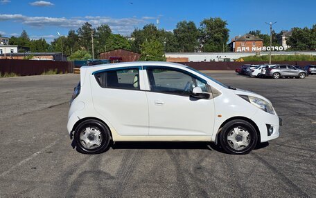 Chevrolet Spark III, 2011 год, 550 000 рублей, 2 фотография