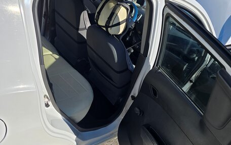 Chevrolet Spark III, 2011 год, 550 000 рублей, 10 фотография