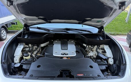 Infiniti FX II, 2011 год, 2 300 000 рублей, 2 фотография