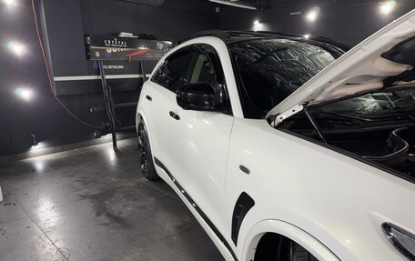 Infiniti FX II, 2011 год, 2 300 000 рублей, 21 фотография