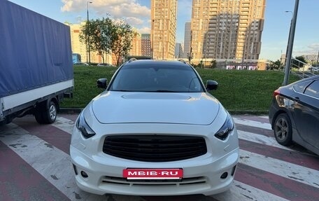 Infiniti FX II, 2011 год, 2 300 000 рублей, 7 фотография