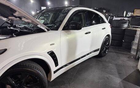 Infiniti FX II, 2011 год, 2 300 000 рублей, 22 фотография