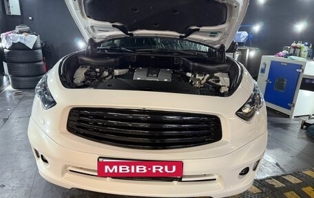 Infiniti FX II, 2011 год, 2 300 000 рублей, 23 фотография