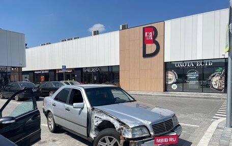 Mercedes-Benz C-Класс, 1994 год, 105 000 рублей, 3 фотография