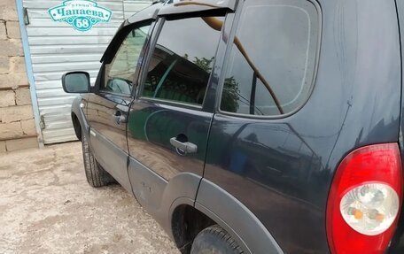 Chevrolet Niva I рестайлинг, 2016 год, 640 000 рублей, 4 фотография
