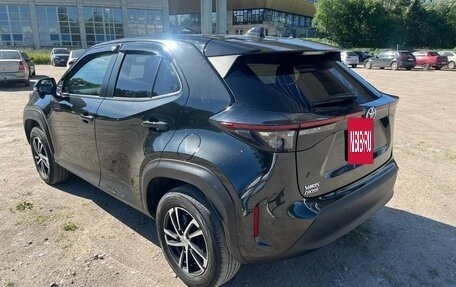 Toyota Yaris Cross, 2022 год, 1 690 000 рублей, 7 фотография