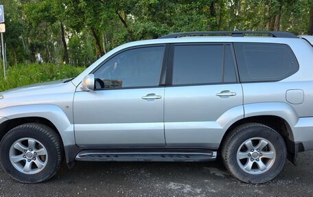 Toyota Land Cruiser Prado 120 рестайлинг, 2008 год, 2 750 000 рублей, 12 фотография