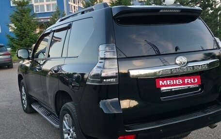 Toyota Land Cruiser Prado 150 рестайлинг 2, 2016 год, 4 000 000 рублей, 10 фотография