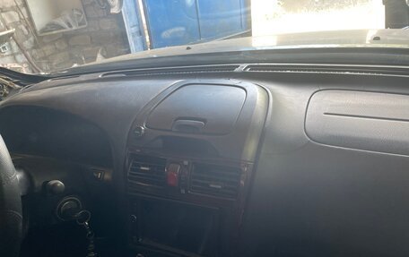 Nissan Maxima VIII, 2000 год, 320 000 рублей, 8 фотография