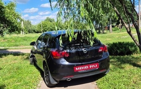 Opel Astra J, 2011 год, 740 000 рублей, 6 фотография
