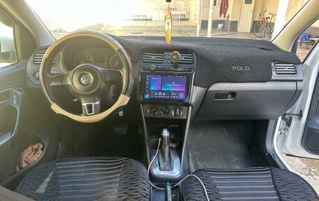 Volkswagen Polo VI (EU Market), 2012 год, 650 000 рублей, 11 фотография
