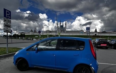 Mitsubishi Colt VI рестайлинг, 2002 год, 190 000 рублей, 2 фотография