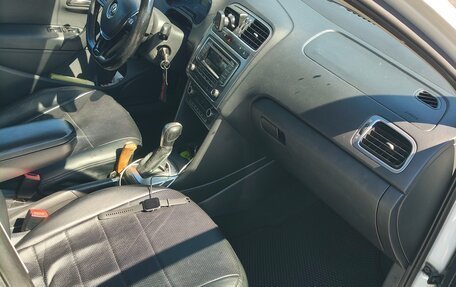 Volkswagen Polo VI (EU Market), 2016 год, 570 000 рублей, 3 фотография