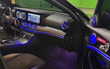 Mercedes-Benz E-Класс, 2018 год, 3 250 000 рублей, 8 фотография