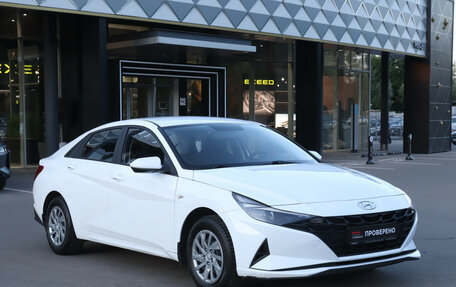 Hyundai Elantra, 2022 год, 2 050 000 рублей, 3 фотография