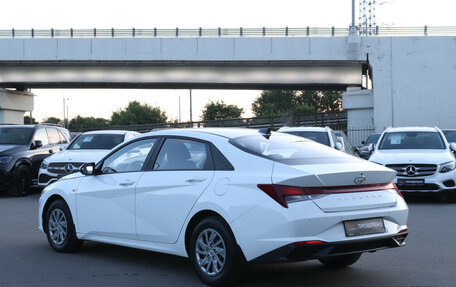 Hyundai Elantra, 2022 год, 2 050 000 рублей, 8 фотография