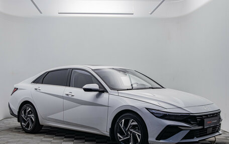 Hyundai Elantra, 2023 год, 2 340 000 рублей, 8 фотография