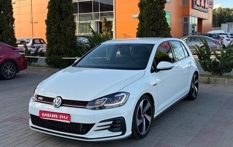 Volkswagen Golf GTI VII, 2020 год, 2 549 999 рублей, 1 фотография