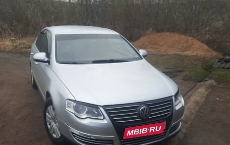 Volkswagen Passat B6, 2005 год, 590 000 рублей, 1 фотография