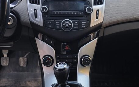 Chevrolet Cruze II, 2013 год, 550 000 рублей, 5 фотография