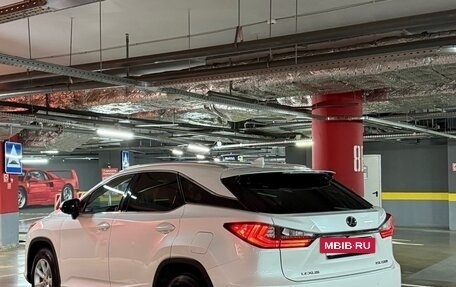 Lexus RX IV рестайлинг, 2017 год, 3 200 000 рублей, 8 фотография