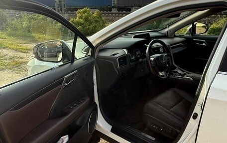 Lexus RX IV рестайлинг, 2017 год, 3 200 000 рублей, 22 фотография
