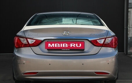 Hyundai Sonata VI, 2010 год, 1 200 000 рублей, 5 фотография