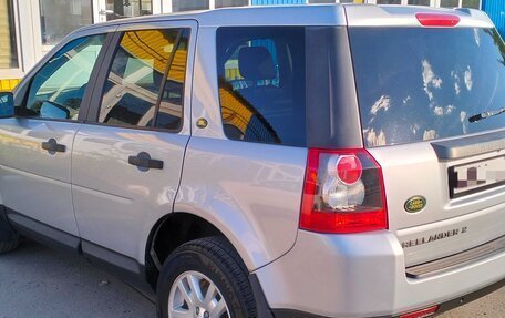 Land Rover Freelander II рестайлинг 2, 2010 год, 1 070 000 рублей, 3 фотография