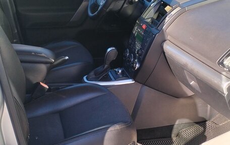 Land Rover Freelander II рестайлинг 2, 2010 год, 1 070 000 рублей, 14 фотография