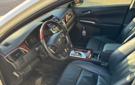 Toyota Camry, 2012 год, 1 690 000 рублей, 5 фотография