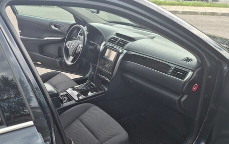Toyota Camry, 2017 год, 2 100 000 рублей, 8 фотография