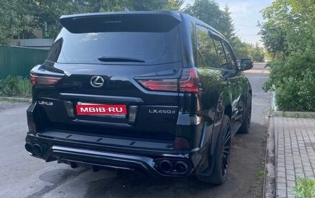Lexus LX III, 2017 год, 8 300 000 рублей, 1 фотография