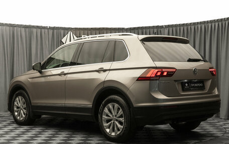 Volkswagen Tiguan II, 2017 год, 1 900 000 рублей, 4 фотография