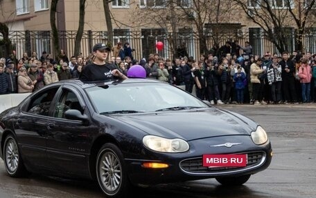 Chrysler Concorde II, 2000 год, 400 000 рублей, 2 фотография