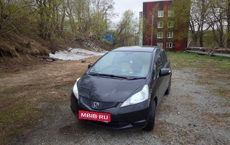 Honda Fit III, 2008 год, 600 000 рублей, 2 фотография