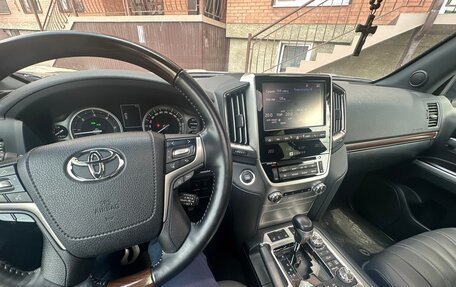 Toyota Land Cruiser 200, 2020 год, 9 000 000 рублей, 6 фотография