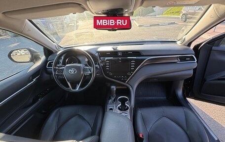 Toyota Camry, 2020 год, 3 190 000 рублей, 7 фотография